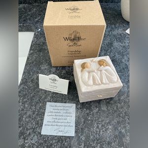 New in Box Demdaco friendship keepsake box-Willow tree